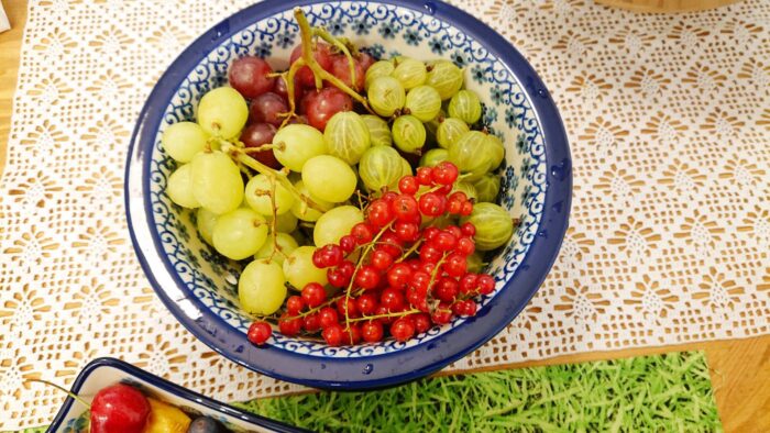ポーランド日常生活夏のフルーツベリー類セイヨウスグリマルスグリgooseberry
