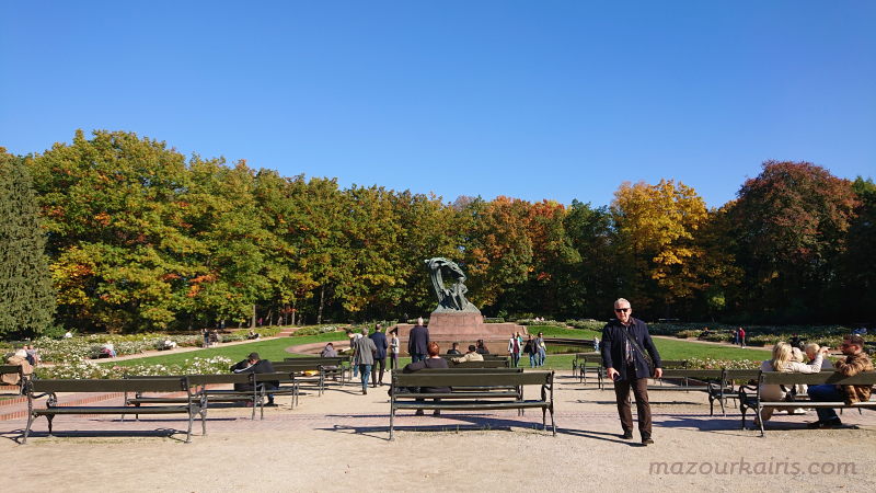 秋のポーランド日常生活ワルシャワ観光ワジェンキ公園