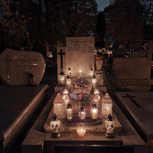 死者の日ポーランドのお盆ヨーロッパ墓地wszystkichświętych2023