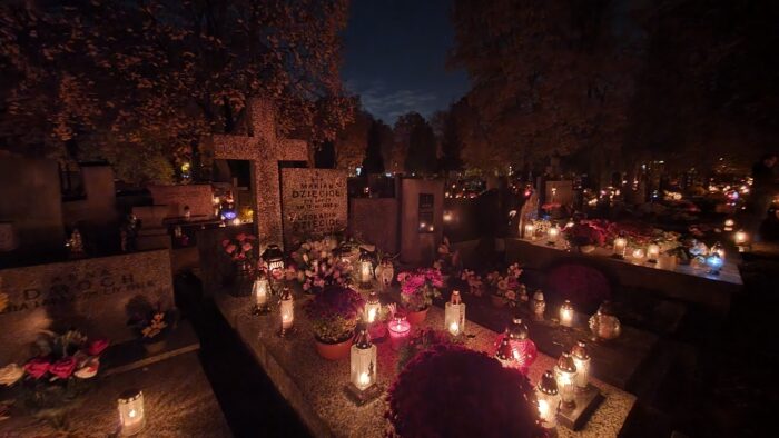死者の日ポーランドのお盆ヨーロッパ墓地wszystkichświętych2023
