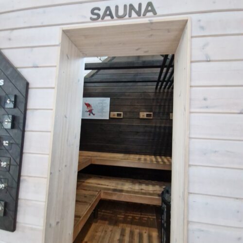 ヘルシンキヴァンター空港フィンランド航空2025年7時間トランジットラウンジ利用長時間ムーミンショップマリメッコカフェ物価