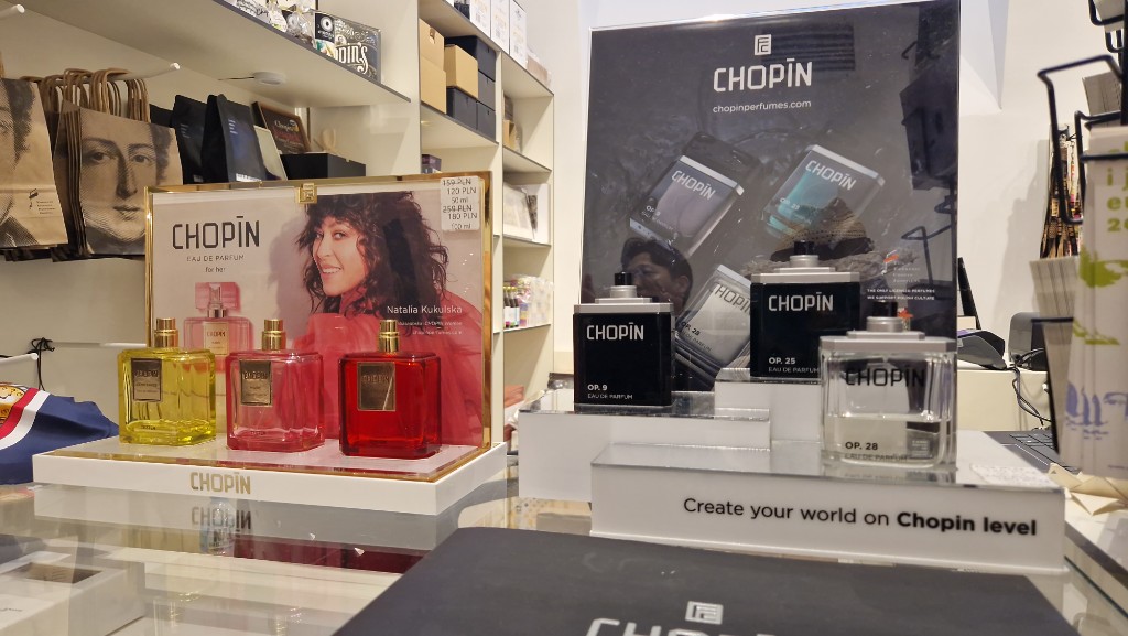 ショパンコンクールグッズショパン博物館ワルシャワ2025年