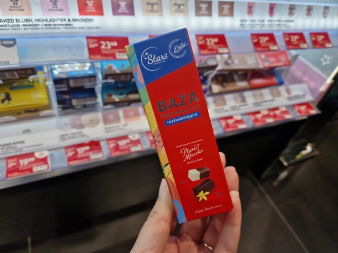 ポーランドコスメロスマン薬局限定ワルシャワ