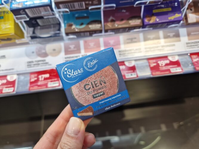 ポーランドコスメロスマン薬局限定ワルシャワ