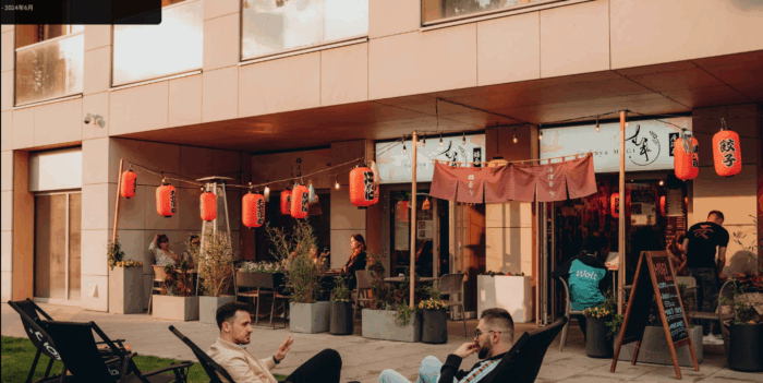 ワルシャワ日本食レストランむぎ麦ラーメンからあげ