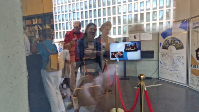 ショパンコンクールチケット販売購入博物館並ぶワルシャワ