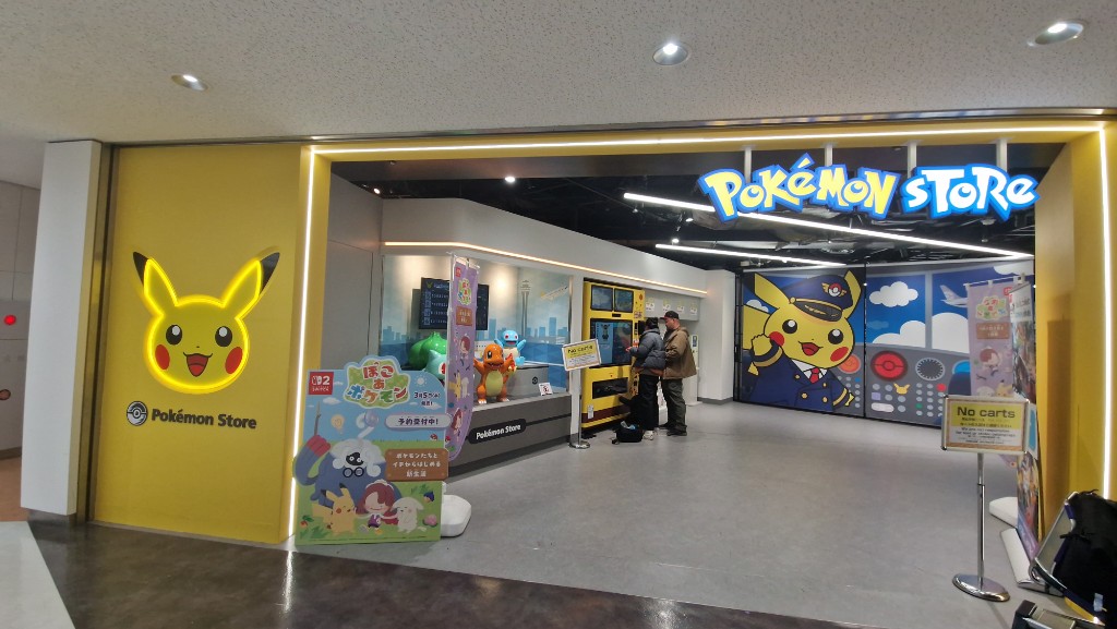 LOTポーリッシュ航空フライトキャンセル遅延往路復路