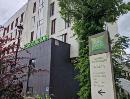 ibishotel-gnieznoイビスホテルグニエズノポーランド駅近