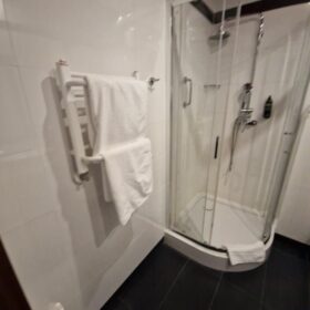 ibishotel-gnieznoイビスホテルグニエズノポーランド駅近