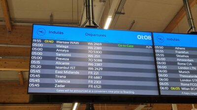wizzウィズエアー遅延LCCブダペスト空港バウチャーラウンジ